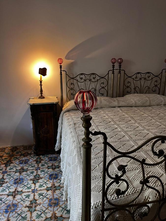 Bed and Breakfast Palazzo Triolo - Dimora Di Charme Corleone Exteriér fotografie
