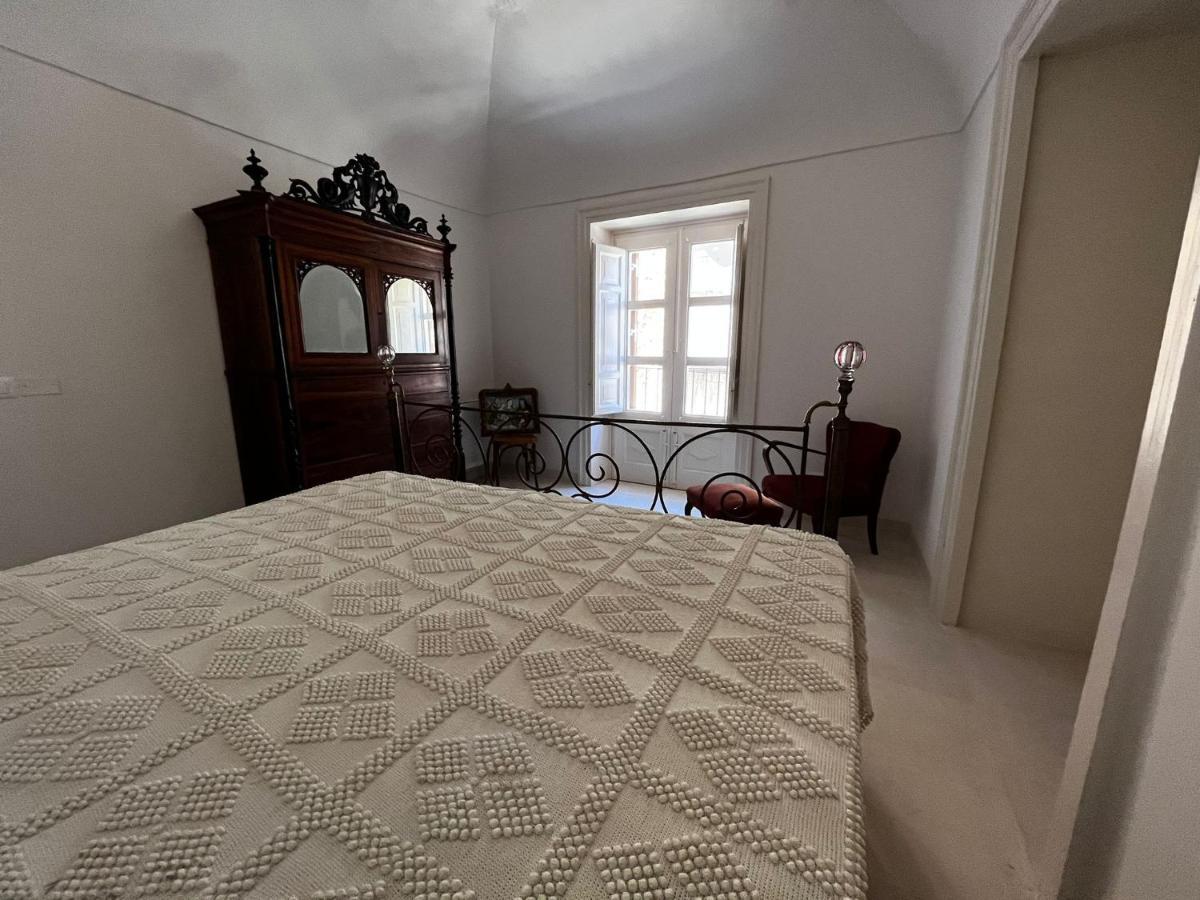 Bed and Breakfast Palazzo Triolo - Dimora Di Charme Corleone Exteriér fotografie